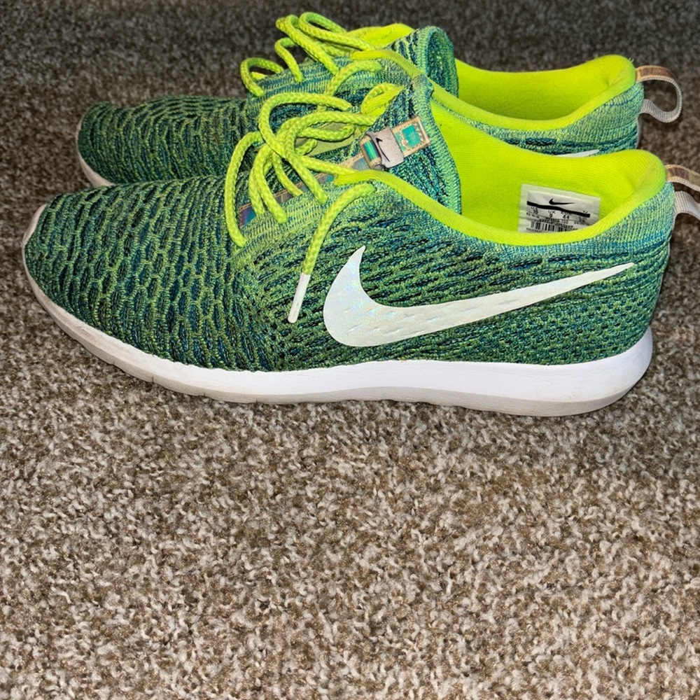 Nike Roshe One Flyknit (Brazil 2016 version)
